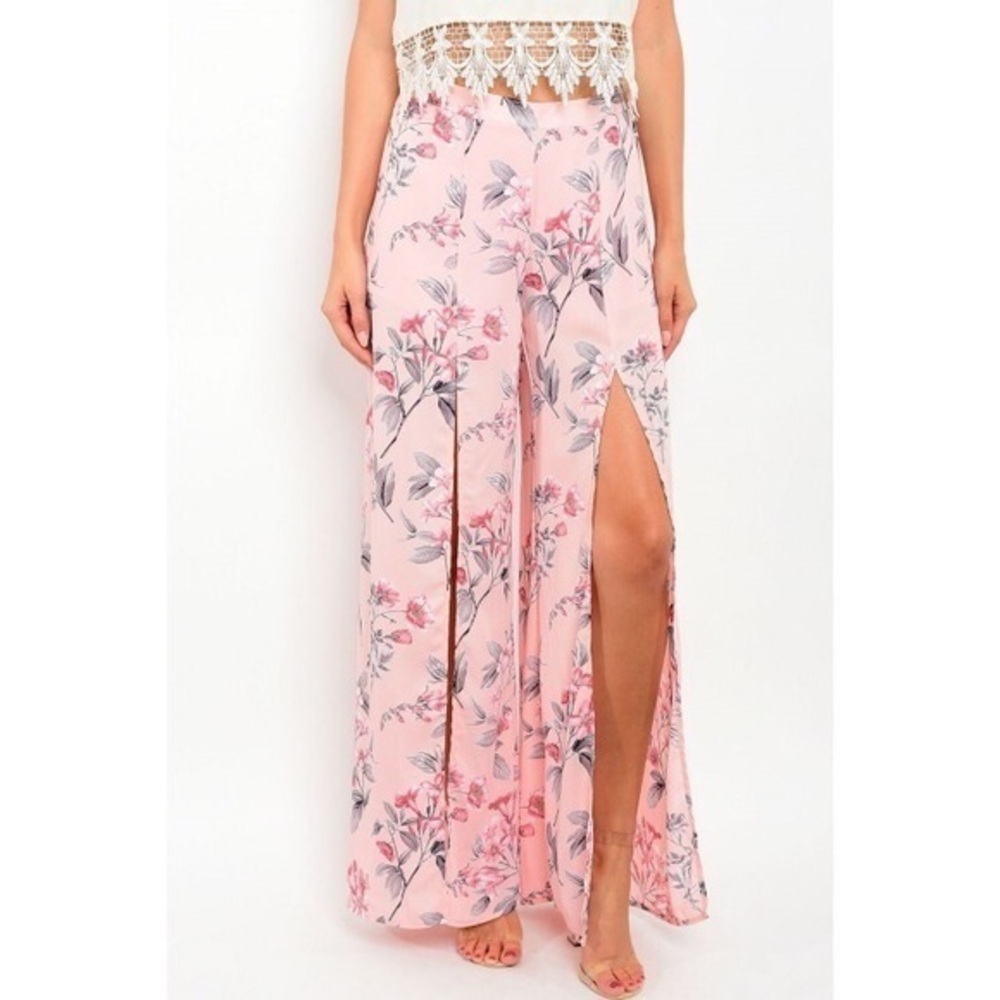 💎HP💎New attractive slit pants